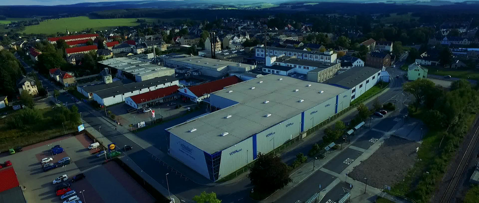 Werksgebäude - Luftaufnahme für die Filmproduktion Textilkultur Sachsen